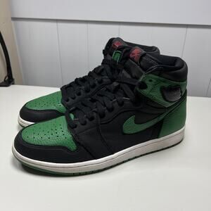 Size 10.5 - Jordan 1 Retro OG High Pine Green 2.0